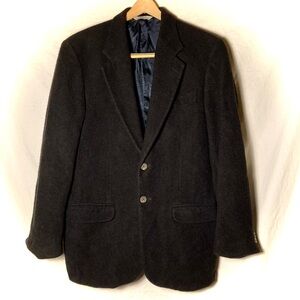 Men’s Black AKA Eddie Bauer Camel Hair Coat 38R w/ 2 Front Pockets and 2 Inside